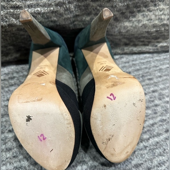 7 For All Mankind Open Toed Platform Heels, size 5.5! - Picture 10 of 10